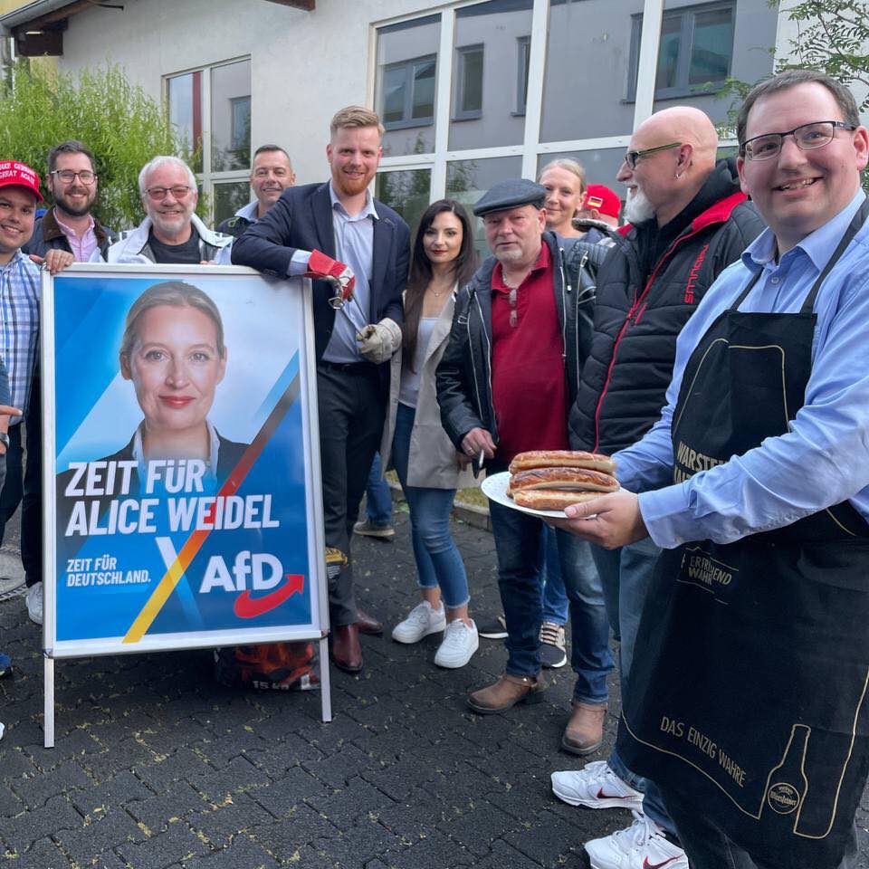 Mehr über den Artikel erfahren Frühlingsgrillen mit dem AfD-Kreisverband Paderborn in Elsen!